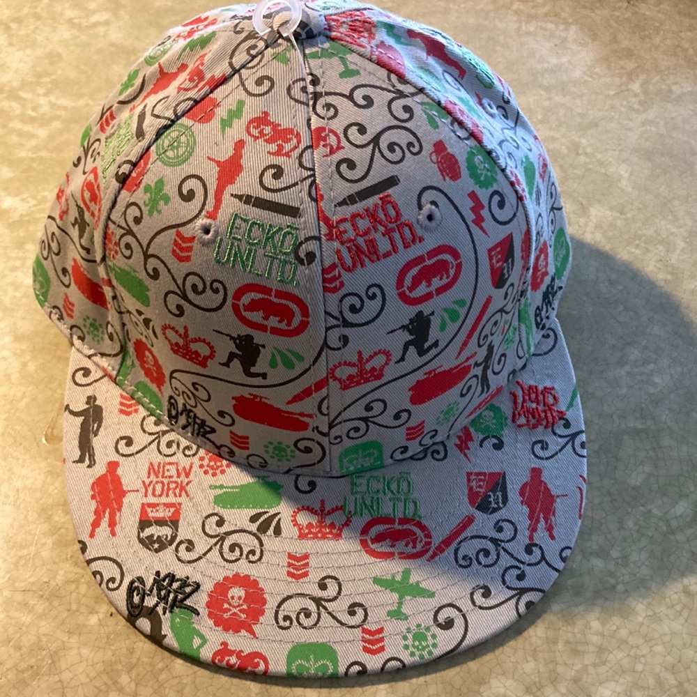 Ecko camo brigade fitted 71/4: stone: new with tag